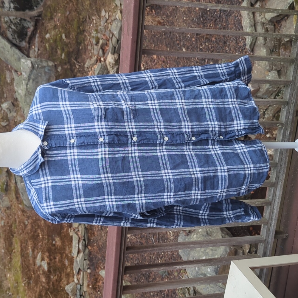 100% Linen Faherty Navy and White Plaid Shirt